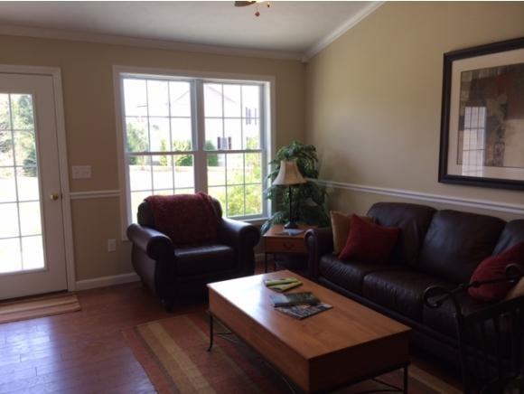 38 Owens Dr - Photo 3 of 9