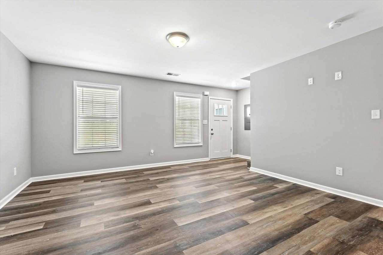 2015 Dolly Dr #1 - Photo 6 of 23