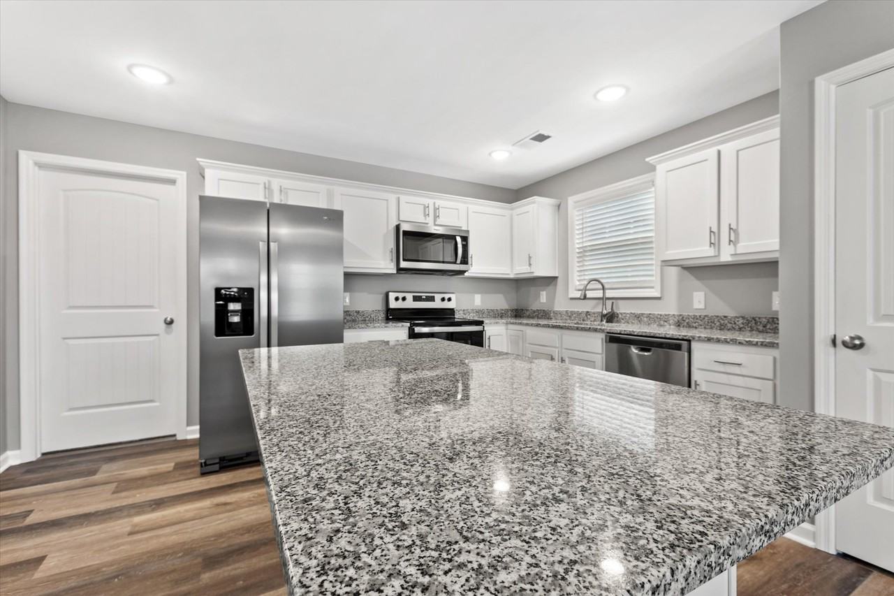 2015 Dolly Dr #1 - Photo 7 of 23