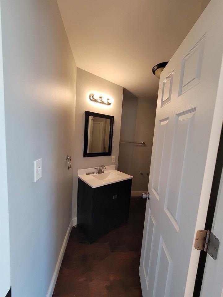 3514 Alberta St #1W - Photo 5 of 14