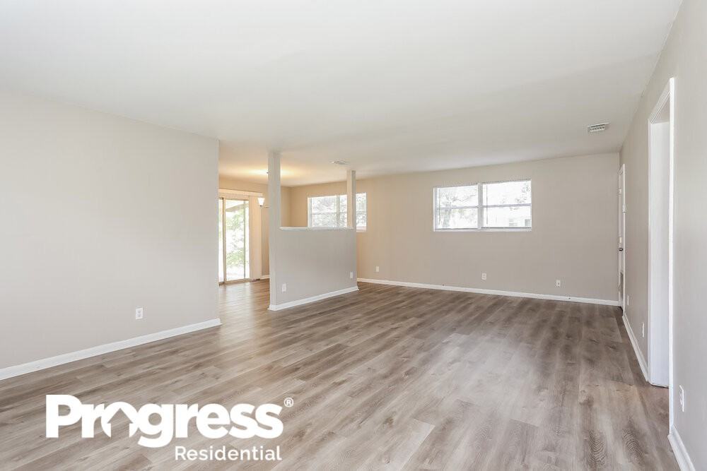 6840 Cinderella Rd - Photo 3 of 15