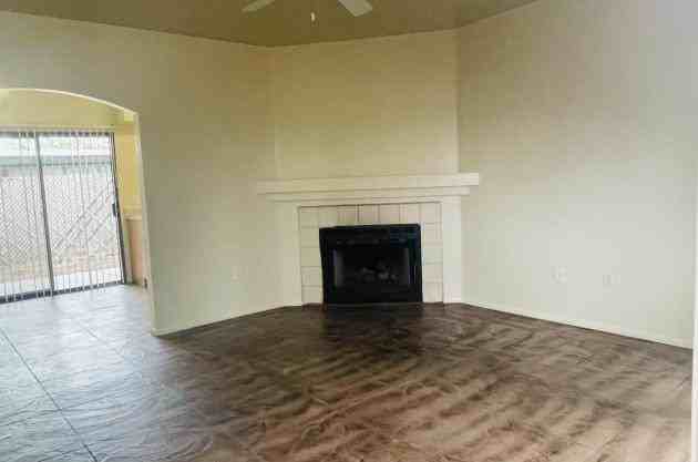 3417 East Water Street - Photo 3 of 5