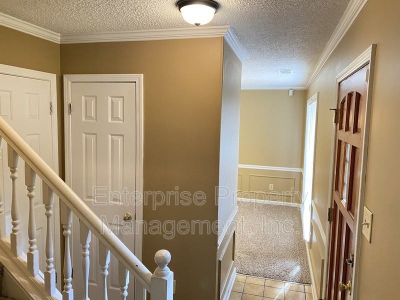 7828 Bland Ln - Photo 6 of 26