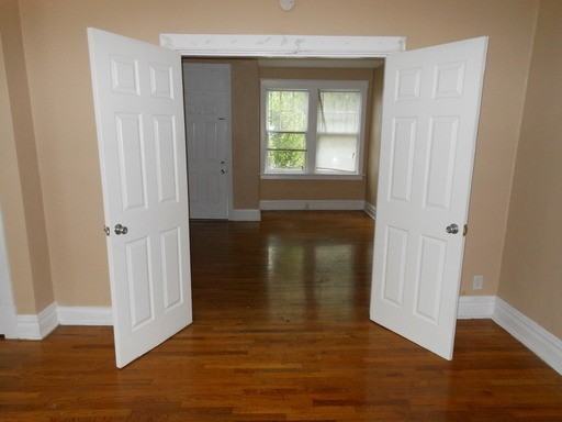 307 Eichelberger St - Photo 2 of 10
