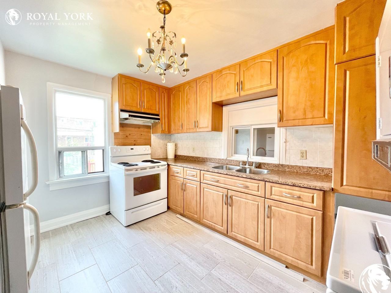 181 Linden Ave #1 - Photo 2 of 41