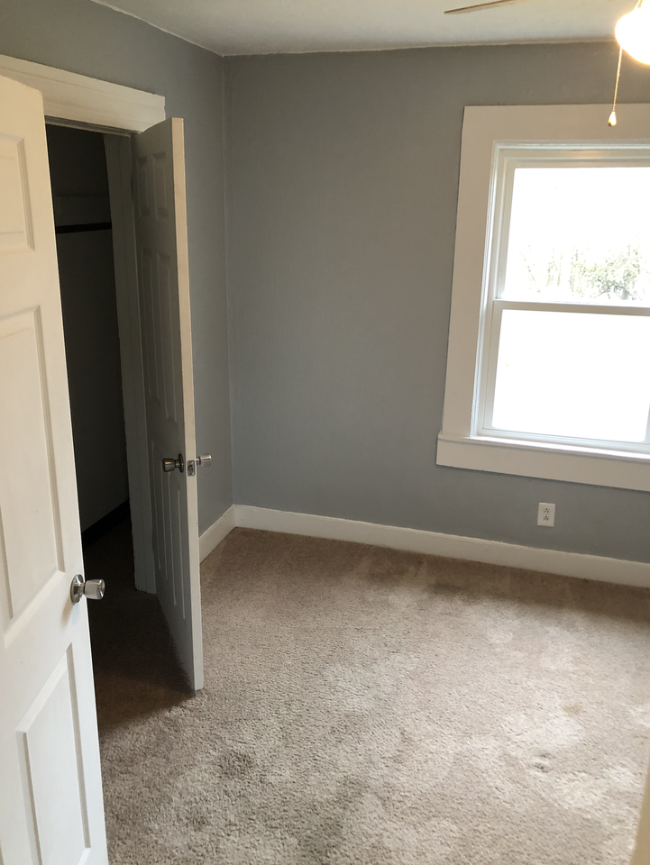 620 Millie Dr Side B #2 - Photo 3 of 8