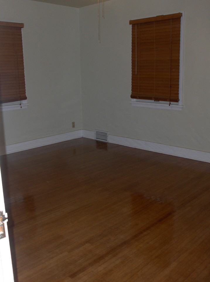 120 Lovejoy Ave - Photo 4 of 11