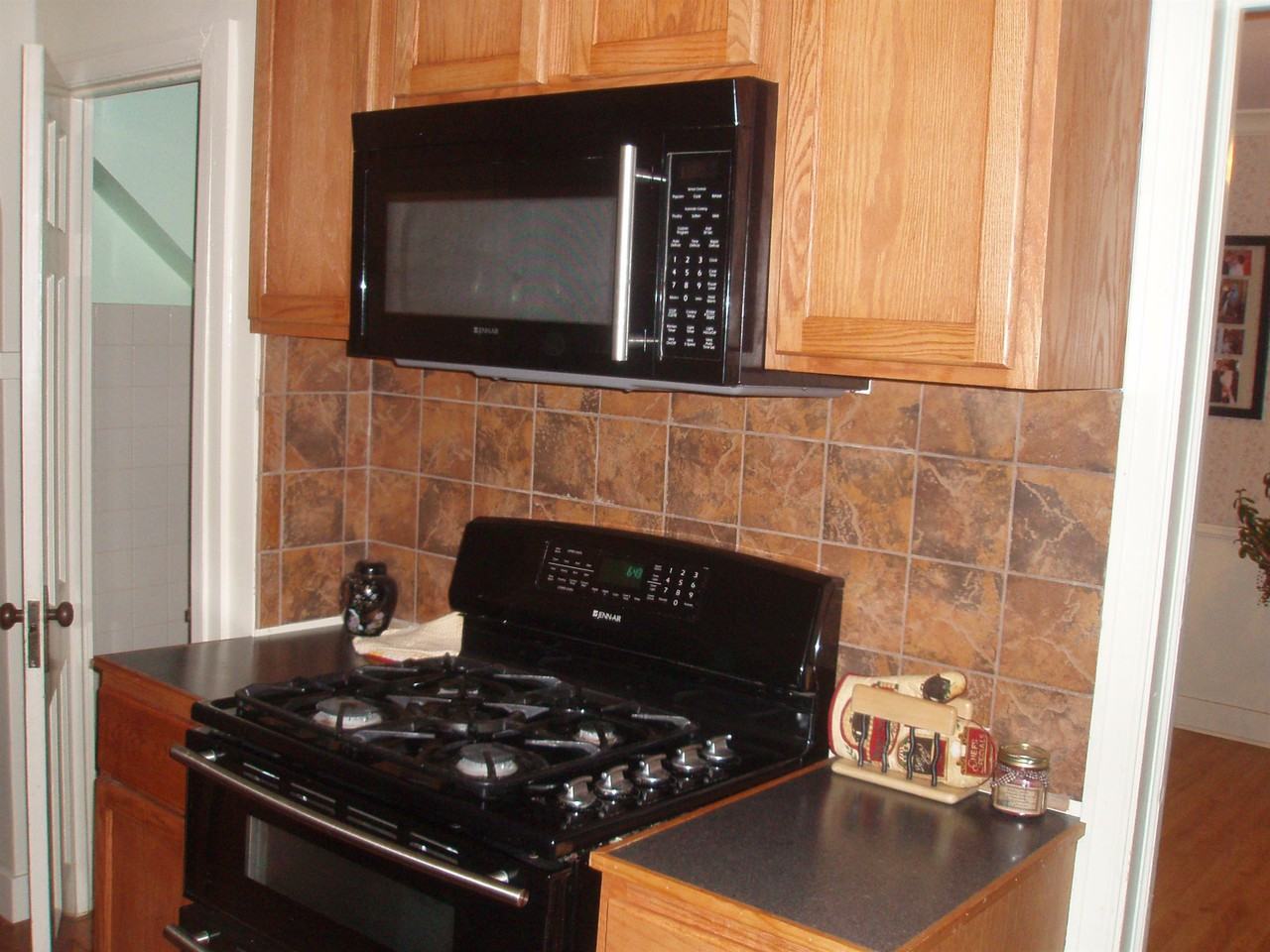 120 Lovejoy Ave - Photo 7 of 11