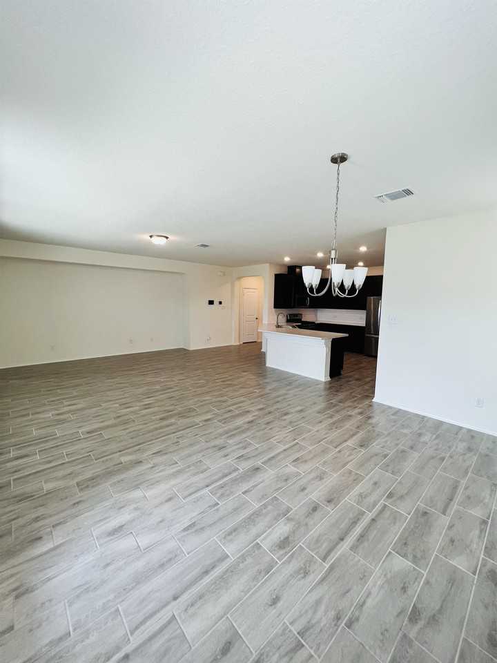 6229 Mantalcino Dr #1 - Photo 5 of 23