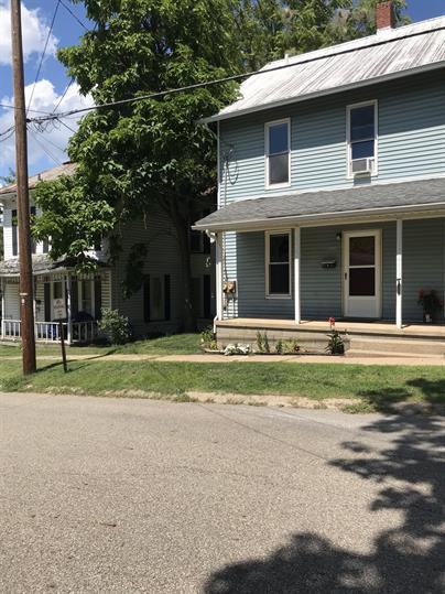 274 East Adam Street - Left Unit - Photo 3 of 17