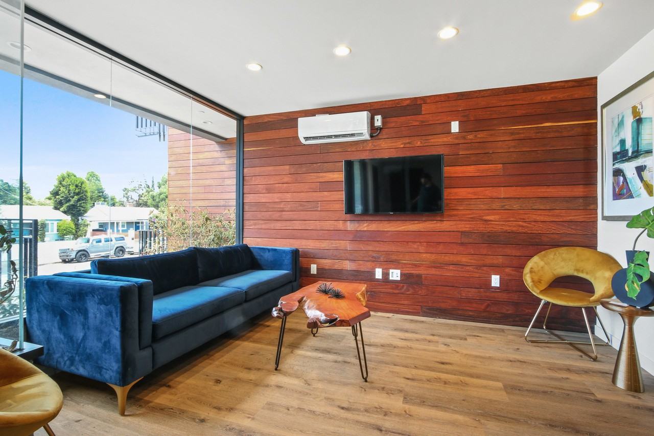 Noho Urban Apartments - Photo 2 of 21