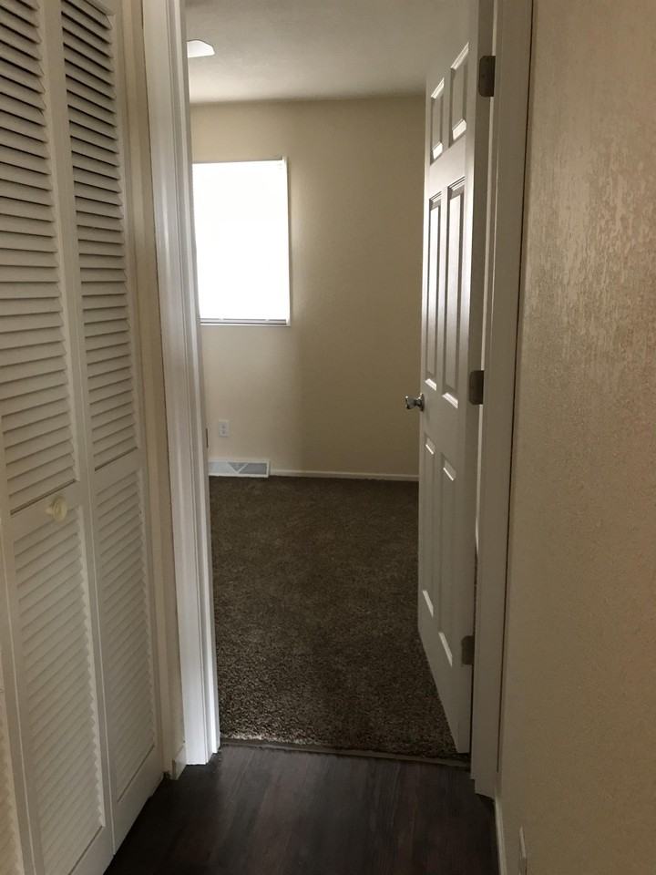 107 S Grant St #2 - Photo 6 of 8