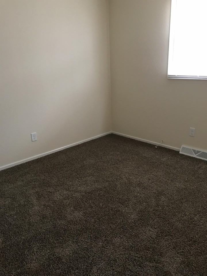 107 S Grant St #2 - Photo 7 of 8