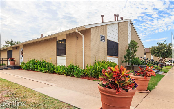 Ralph St Apartments in White Settlement, TX 76108 Zumper