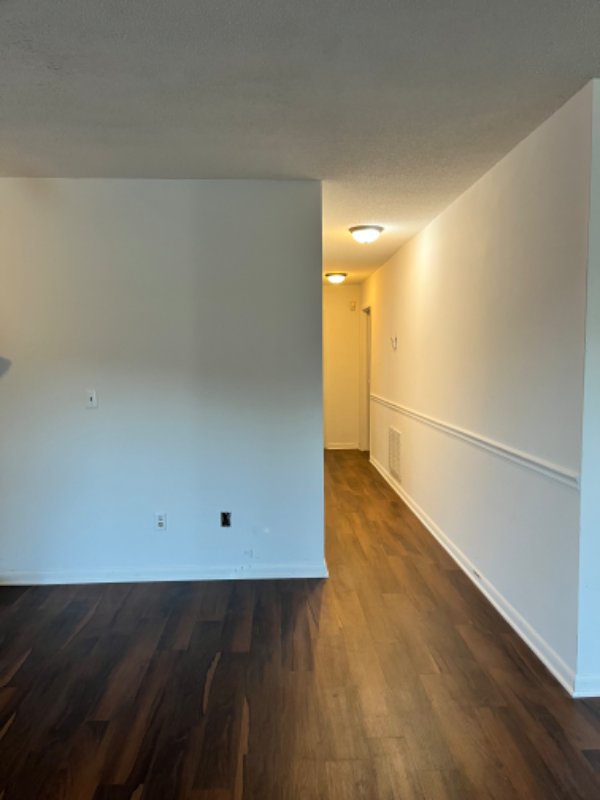 1334 Bellshire Terrace Dr - Photo 5 of 9