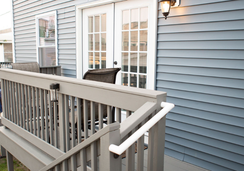 201 Ashworth Ave - Photo 3 of 23