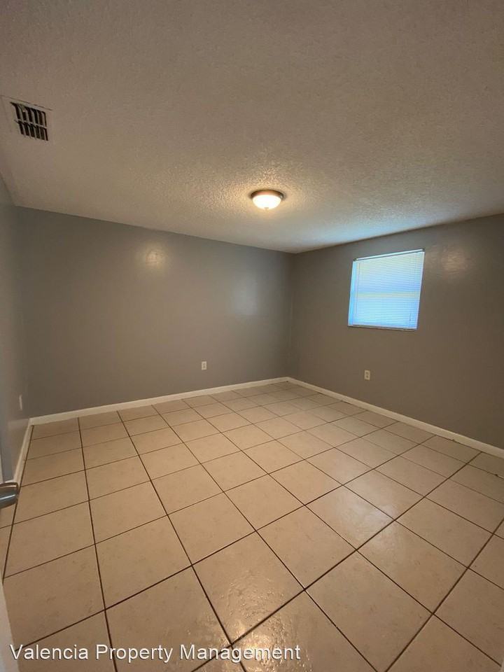 5714 Golden Nugget Dr - Photo 3 of 12