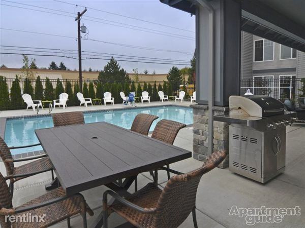 The Sinclair Apartments - Photo 2 of 14