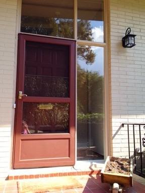 900 Forest Hill Dr - Photo 2 of 11