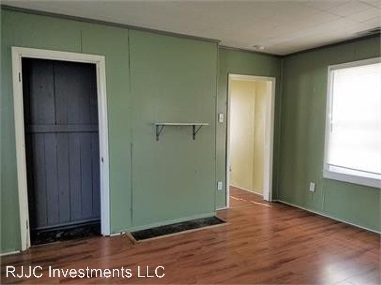 132 Carlisle Ave - Photo 3 of 11