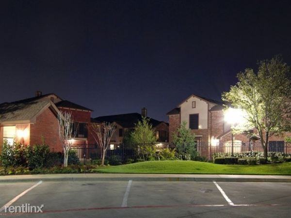 Rosewood Dr - Photo 2 of 14