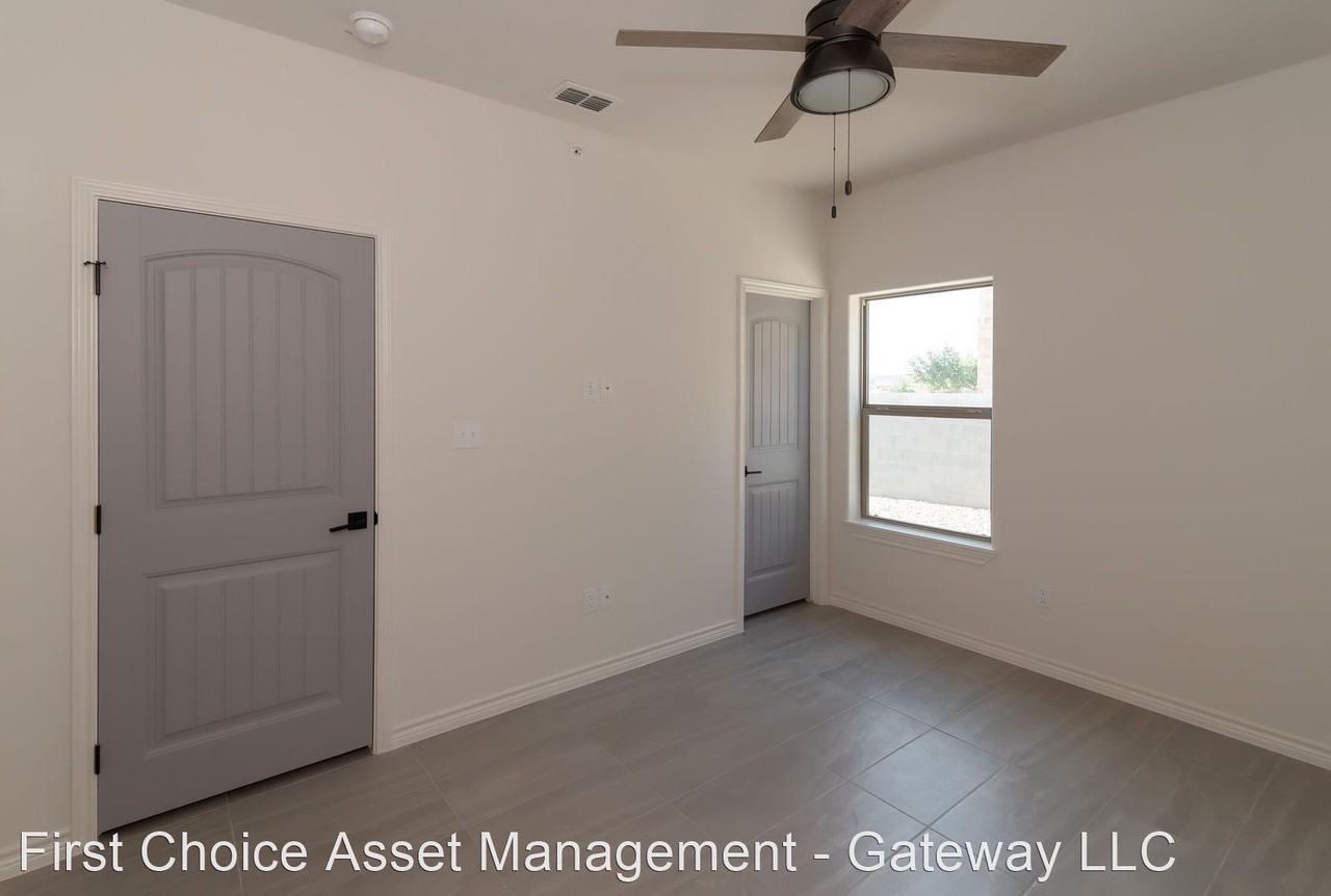 7608 Rocio Drive - Photo 3 of 8