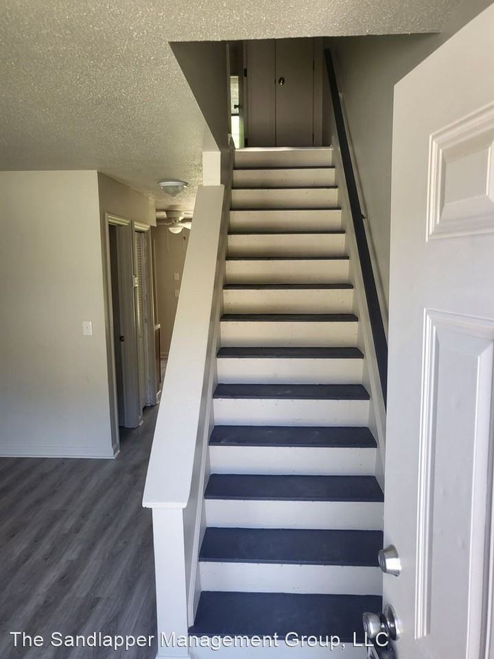 119 Langley Drive - Photo 2 of 16