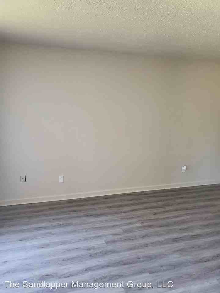 119 Langley Drive - Photo 3 of 16