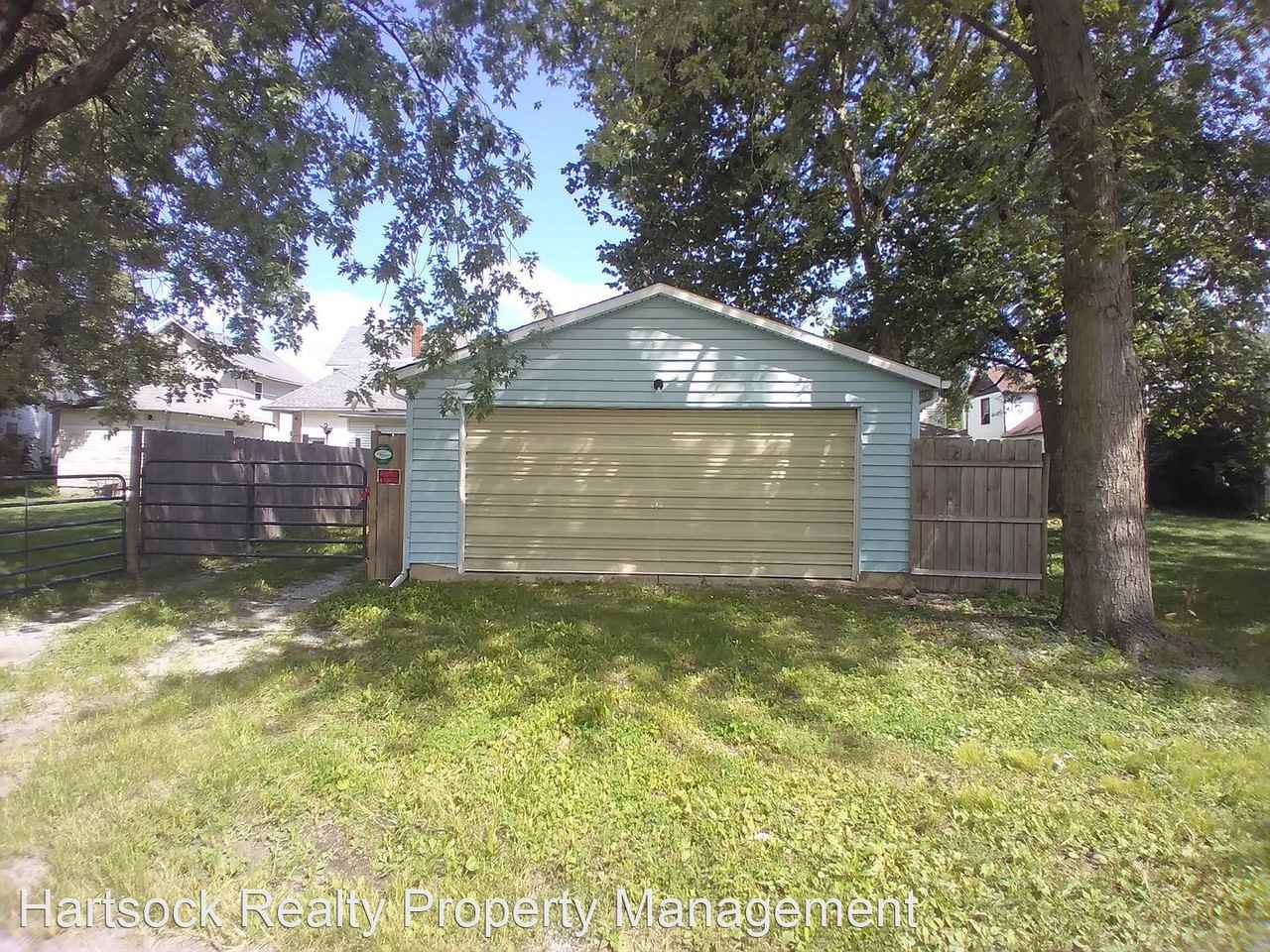 726 S Metcalf Street - Photo 2 of 38