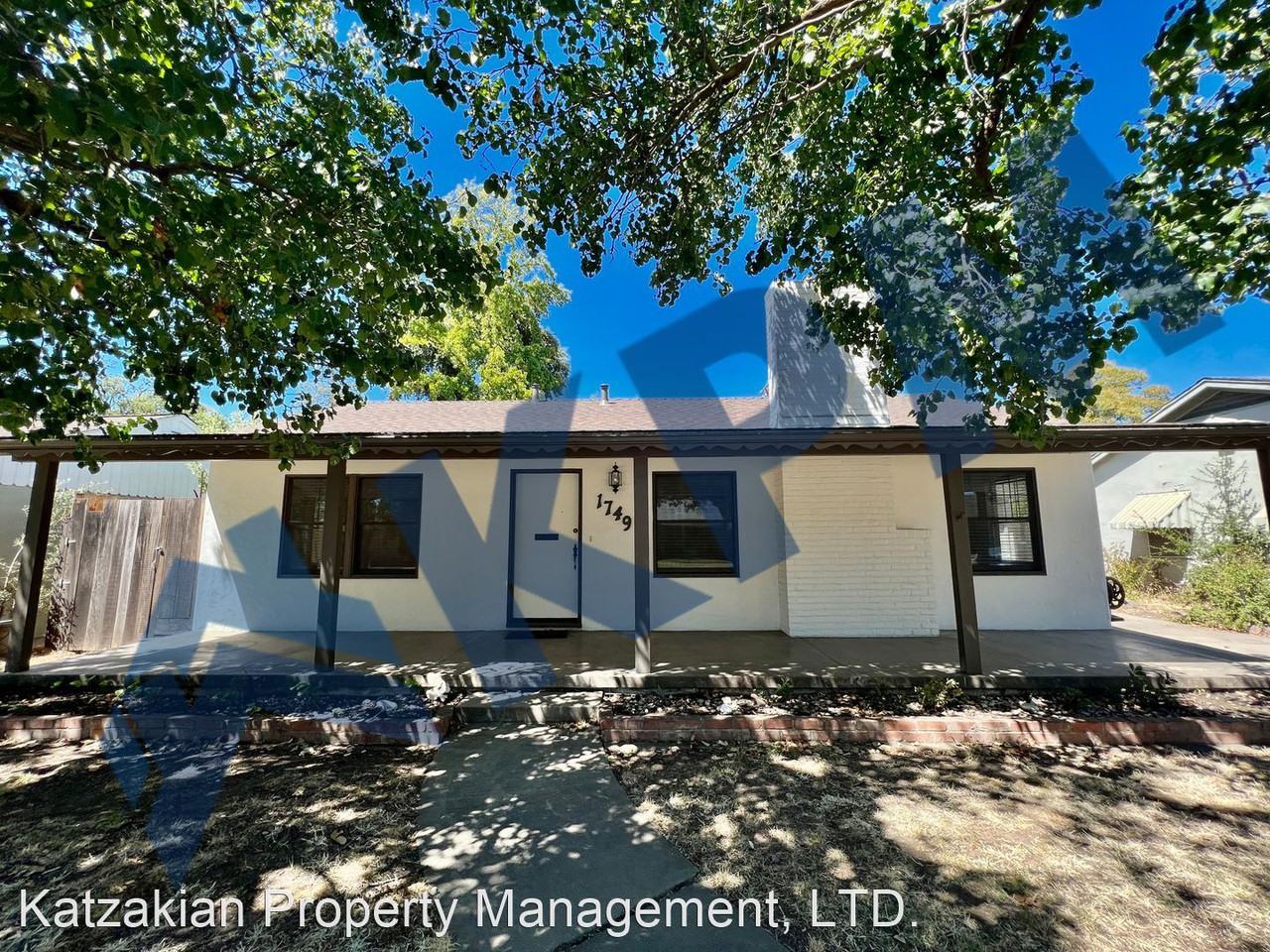 1749 Christina Ave - Photo 3 of 41