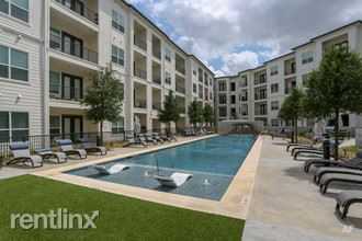 4711 E 7th St Apartments in Govalle, Austin, TX 78702 Zumper