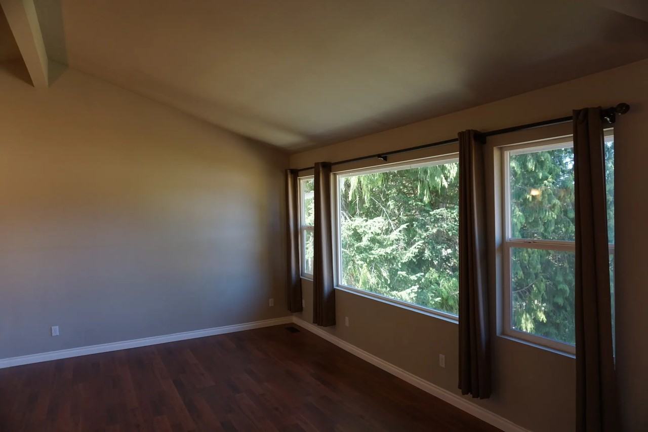 12055 Viewcrest Pl Ne - Photo 3 of 24