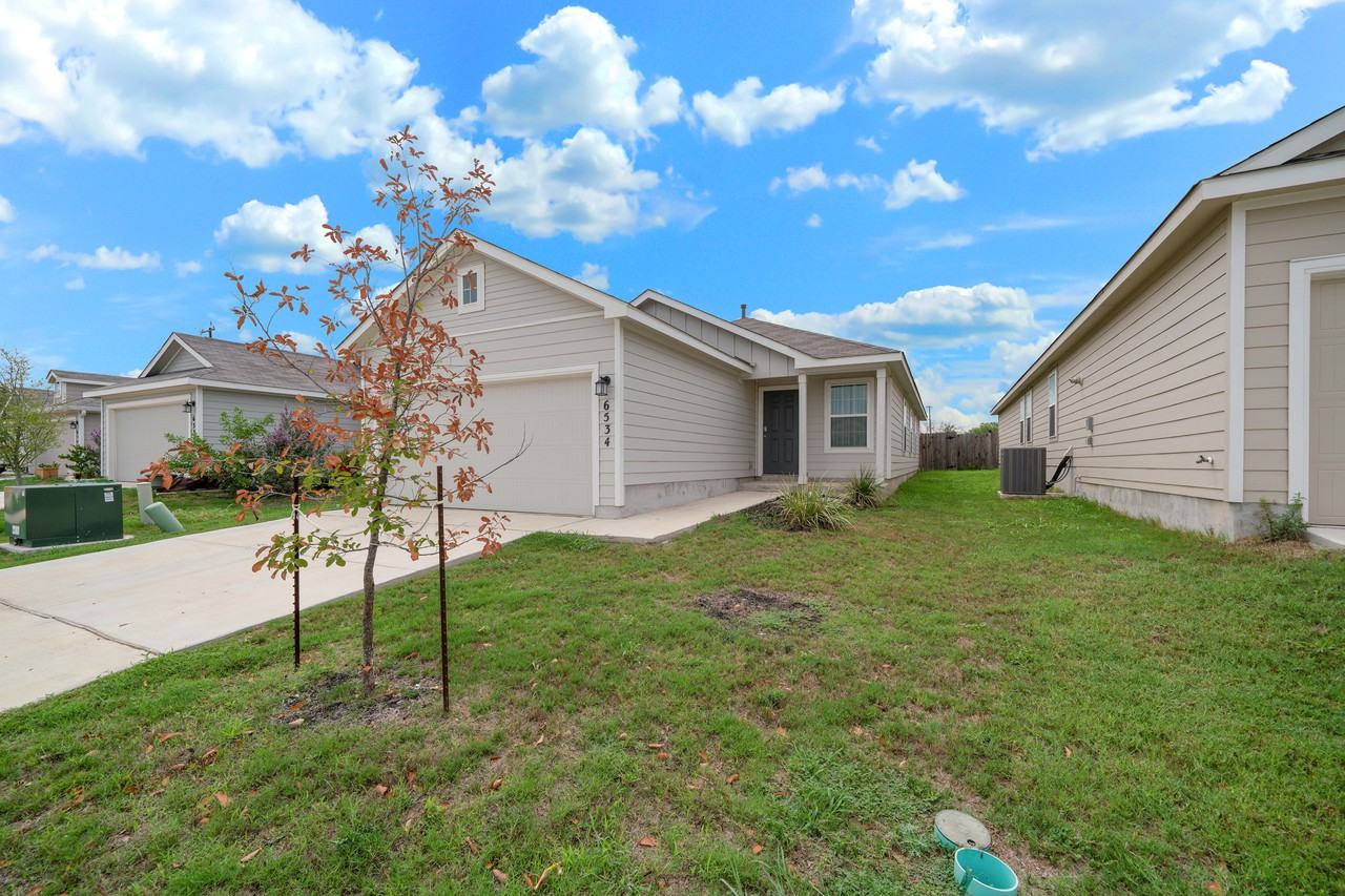 6534 Augustus Magee - Photo 3 of 25