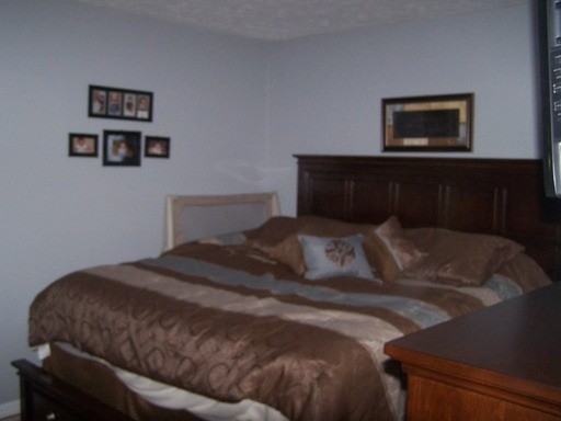 1009 Campbell Dr - Photo 3 of 12