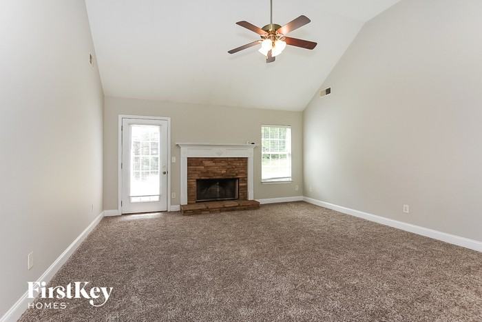 115 Miller Dr - Photo 3 of 14