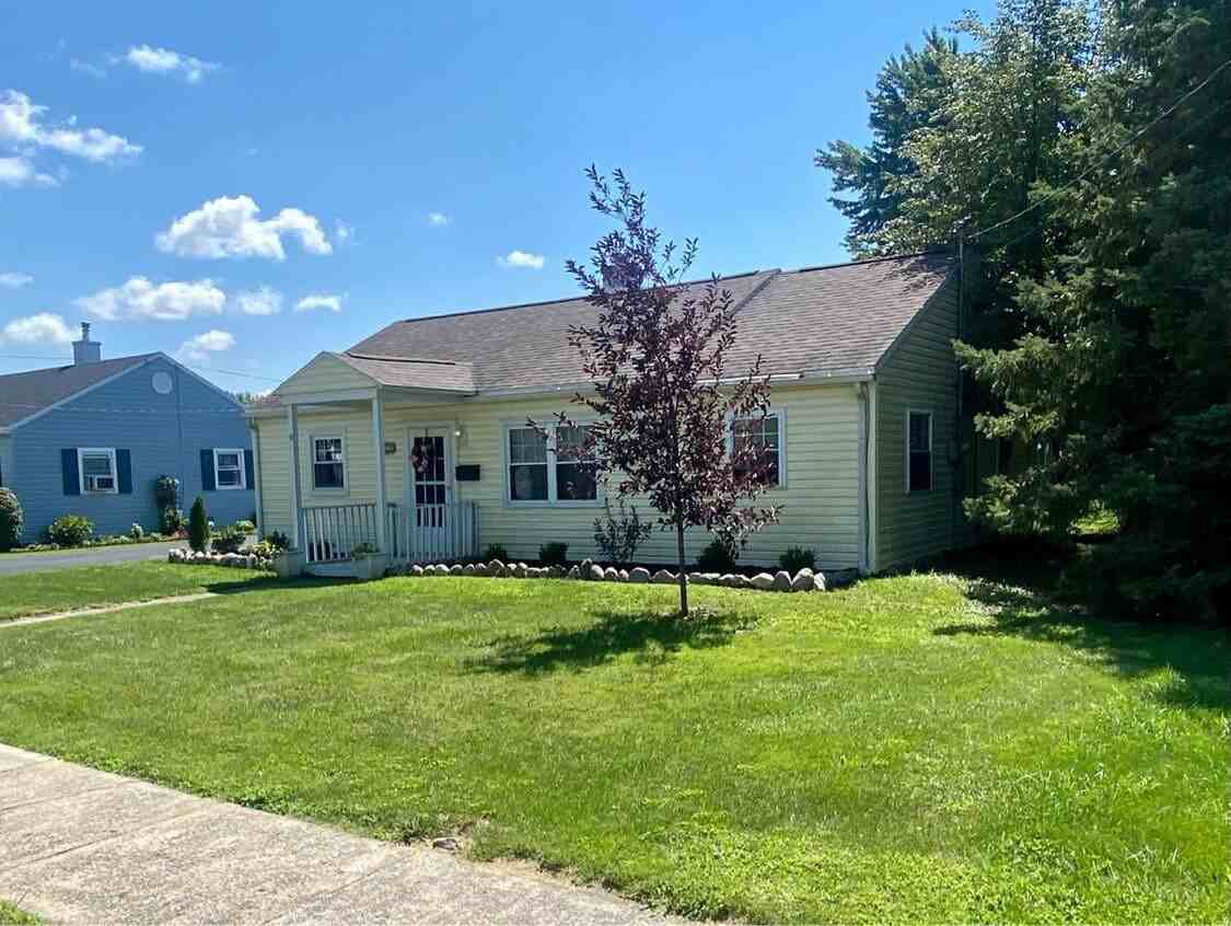 319 Edith Avenue - Photo 2 of 6