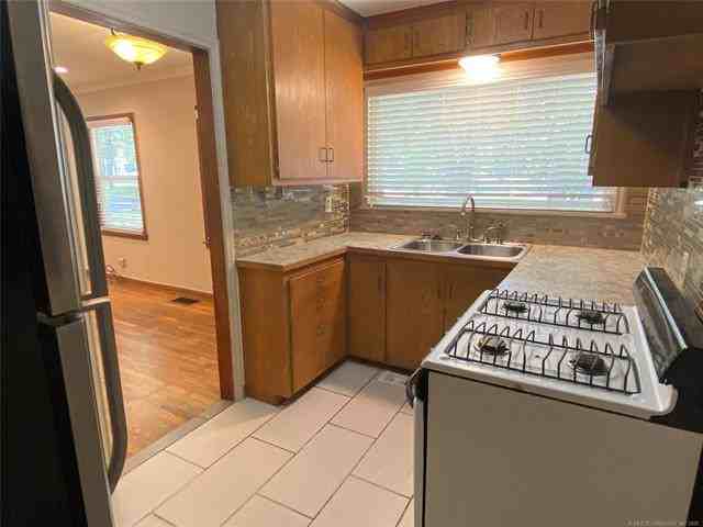 4731 South Boston Avenue #1 - Photo 5 of 11