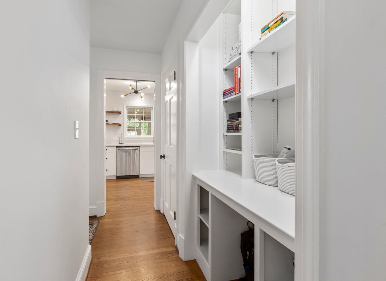 104 Duke Ave #1 - Photo 3 of 18