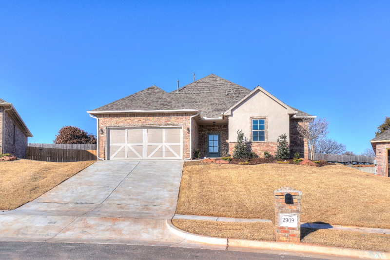 2909 Tranquilo Ln - Photo 6 of 50