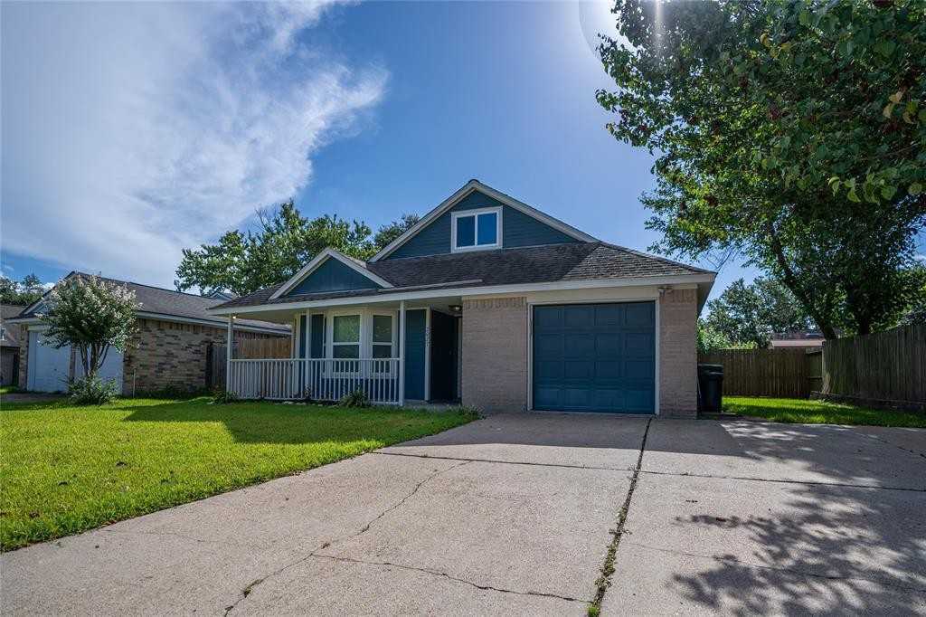 2027 Alabama St - Photo 2 of 25