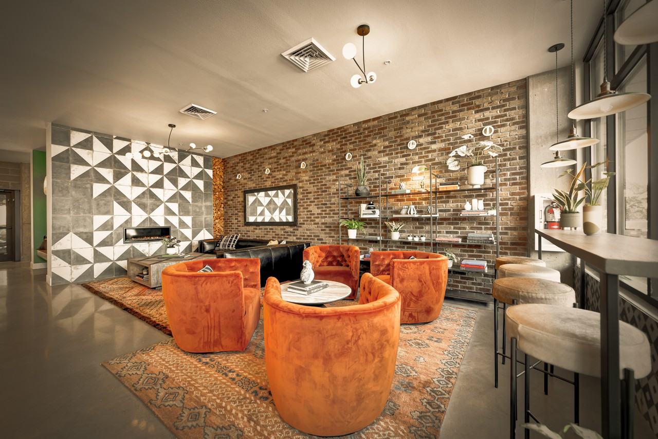 The Robert - Photo 2 of 32