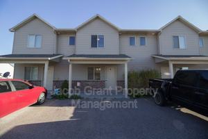 featured image of 1648 N Stevens Dr #B