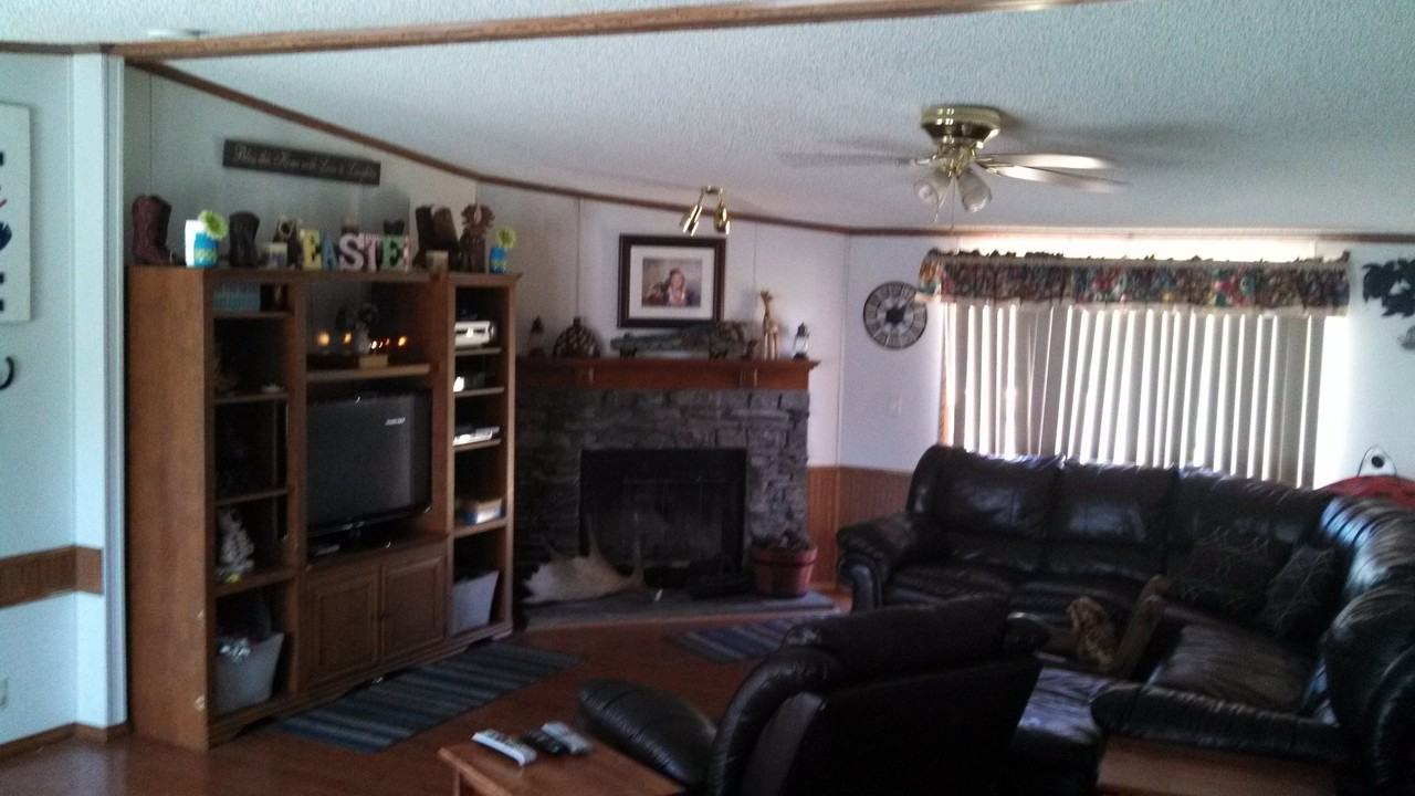 2888 River Lake Dr - Photo 3 of 5