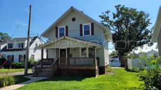 1112 Maplewood Dr Ne #1 - Photo 1 of 1