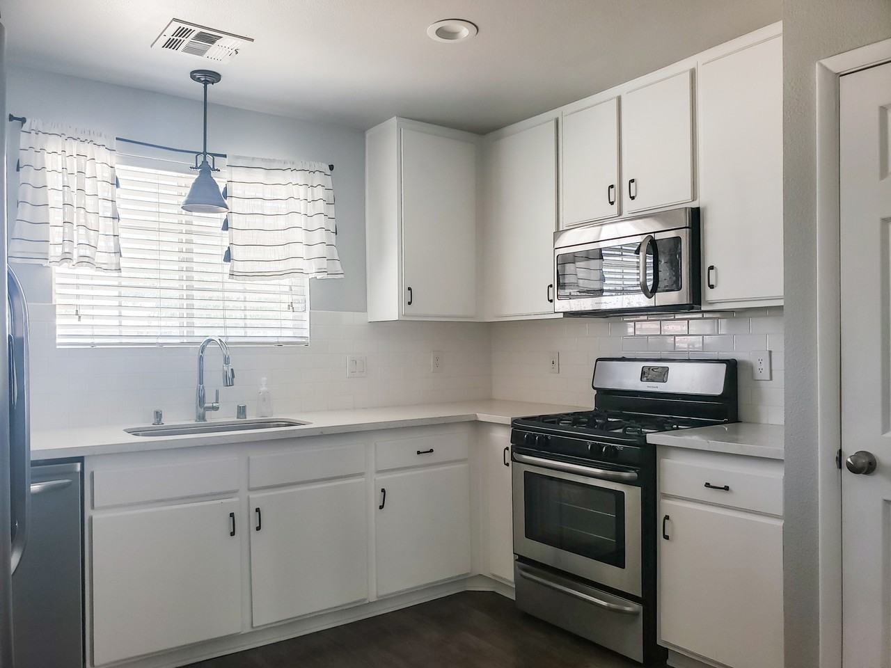 51305 Avenida Vallejo #1 - Photo 3 of 26