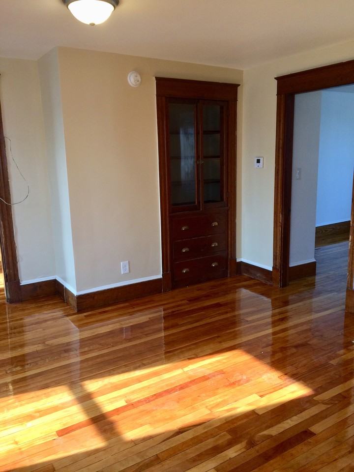 98 Walnut St #3 - Photo 4 of 12