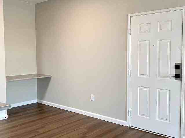 N St - Photo 4 of 38