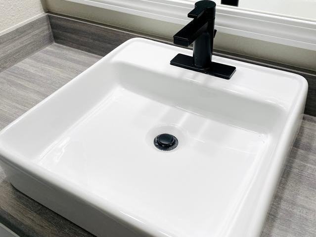 N St - Photo 5 of 38