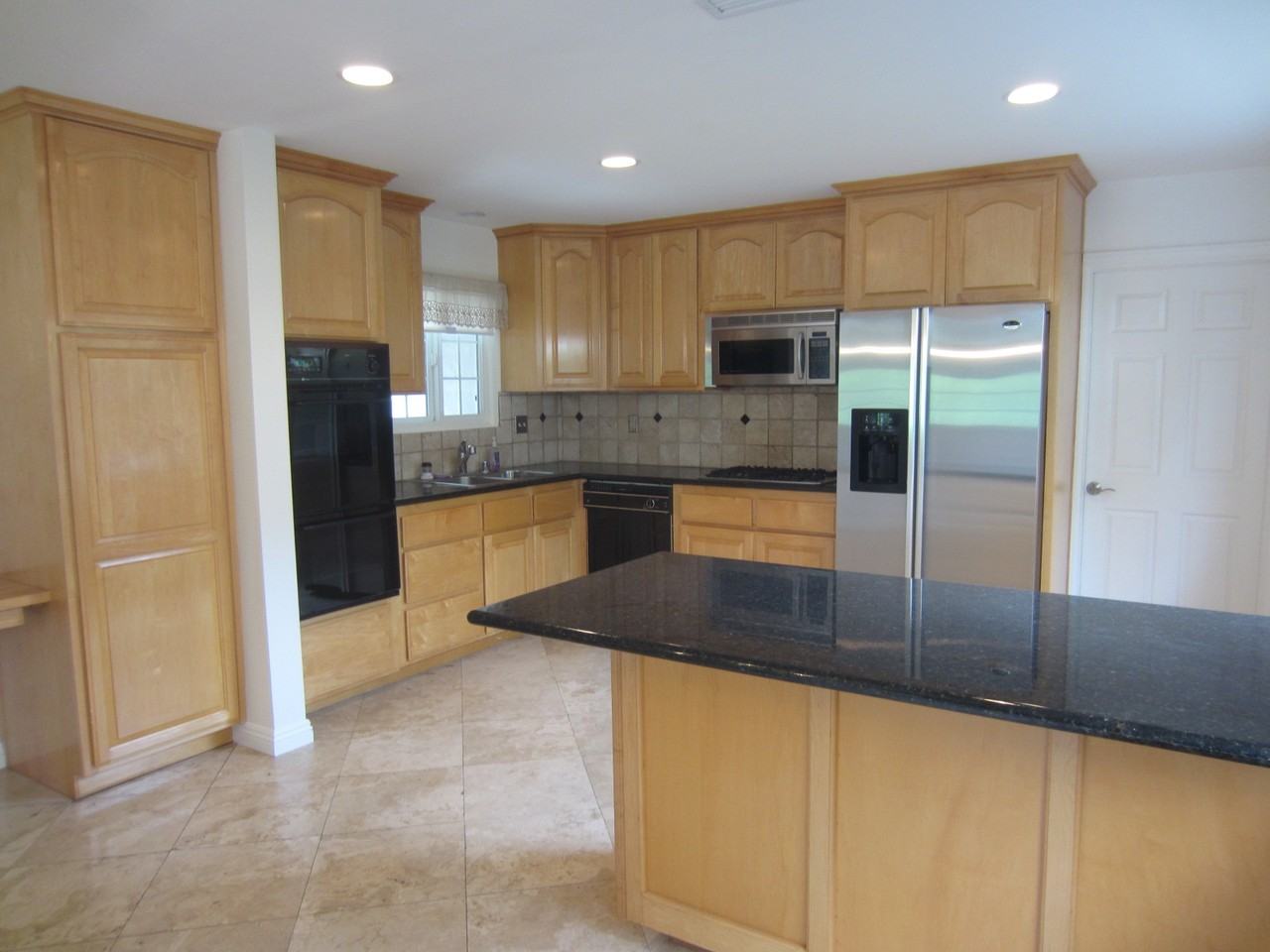 4889 Hazelnut Ave - Photo 2 of 16