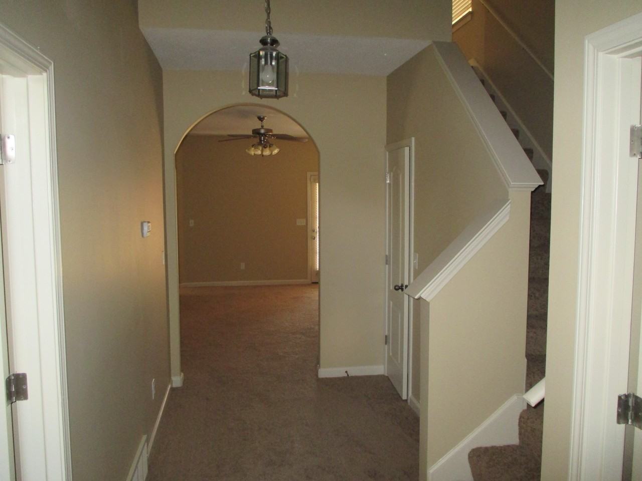 10085 Woodland Hills Dr - Photo 2 of 13